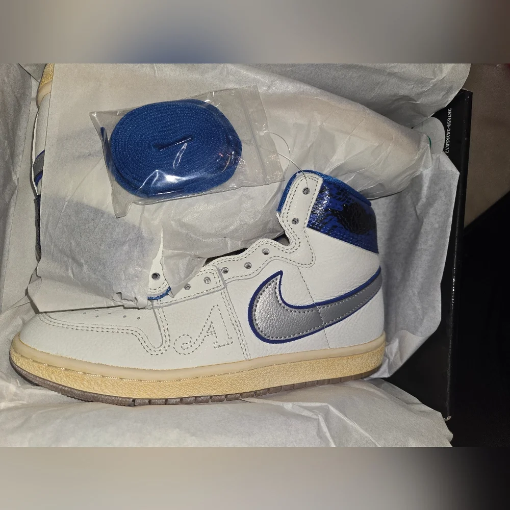NIB Jordan x Awake NY Air Ship Sneakers - Picture 10 of 13
